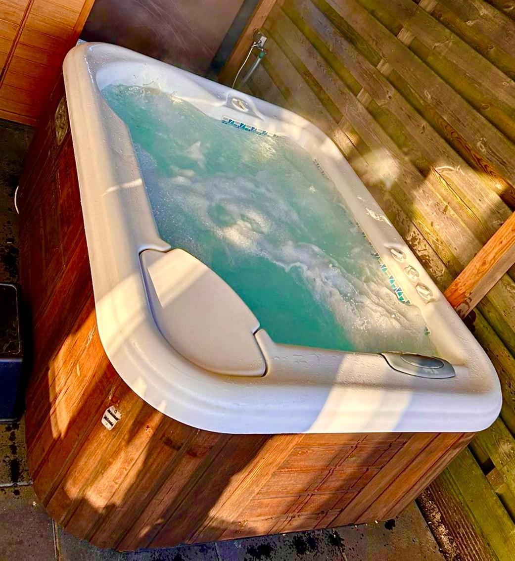 Tiny House With Sauna & Jacuzzi Near Amsterdam Vijfhuizen Екстер'єр фото